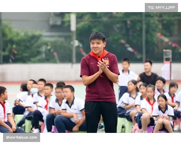 徐彬熊猫杯中场拦截作用关键 防守覆盖面积广